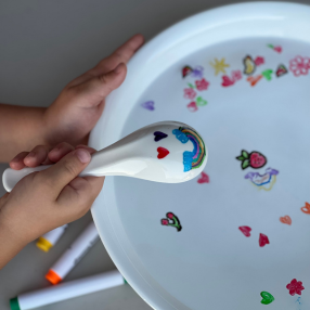 FloatiArt™ – Le kit magique pour faire flotter les dessins d’un simple geste
